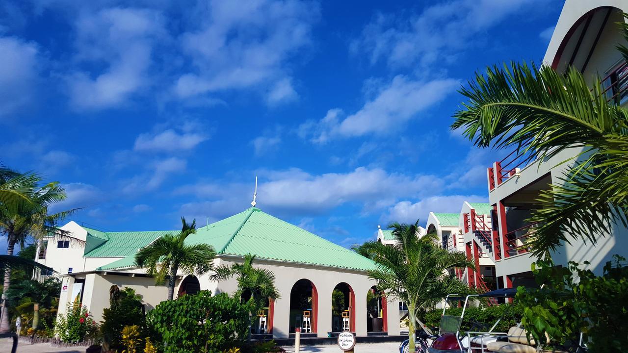 Tres Cocos Resort San Pedro  Exterior foto